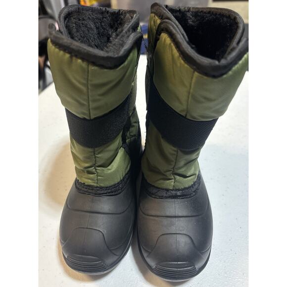 Kids‎ Winter Boots Kamik Snowbug Olive Color Childrens Sz 9 New Winter Boots - Picture 1 of 6